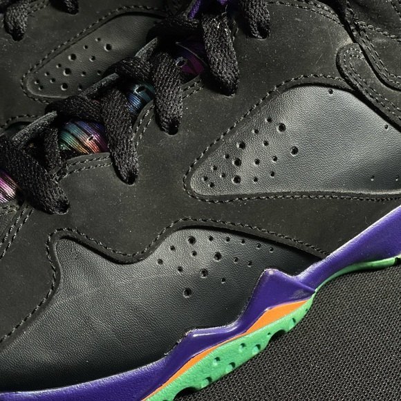 AIR JORDAN 7 RETRO GG LOLA BUNNY 2015 PURPLE AUTHENTIC STREETWEAR SNEAKER 6.5Y - Picture 9 of 13